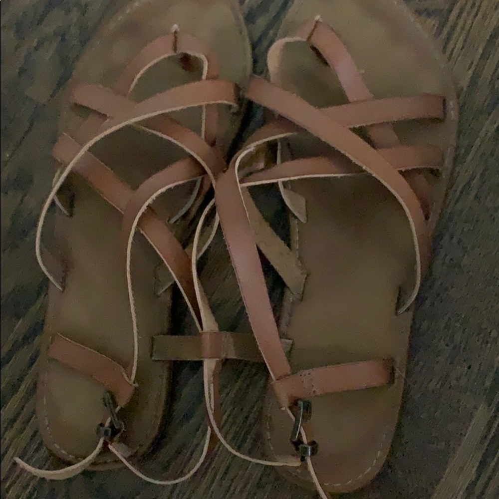Cute everyday sandals!!